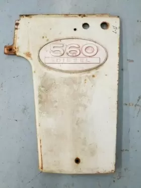 International 369202r1 Ih 560 Diesel Lh Radiator Panel With Emblem 369129r1