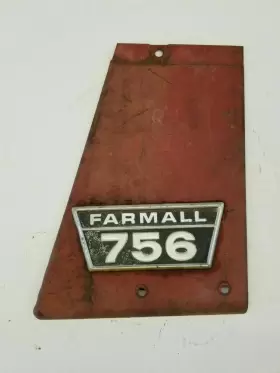 International Farmall 397882r1 Ih 756 Left Hand Side Panel With Emblem