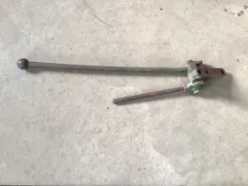 John Deere R771r-r281r Used R Pto Lever And Hand Clutch With Castings R281r R771r