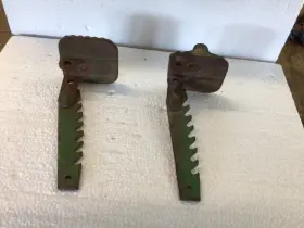John Deere R783r-r784r Used Pair R Brake Pedals With Locks Jd No. R783r R784r